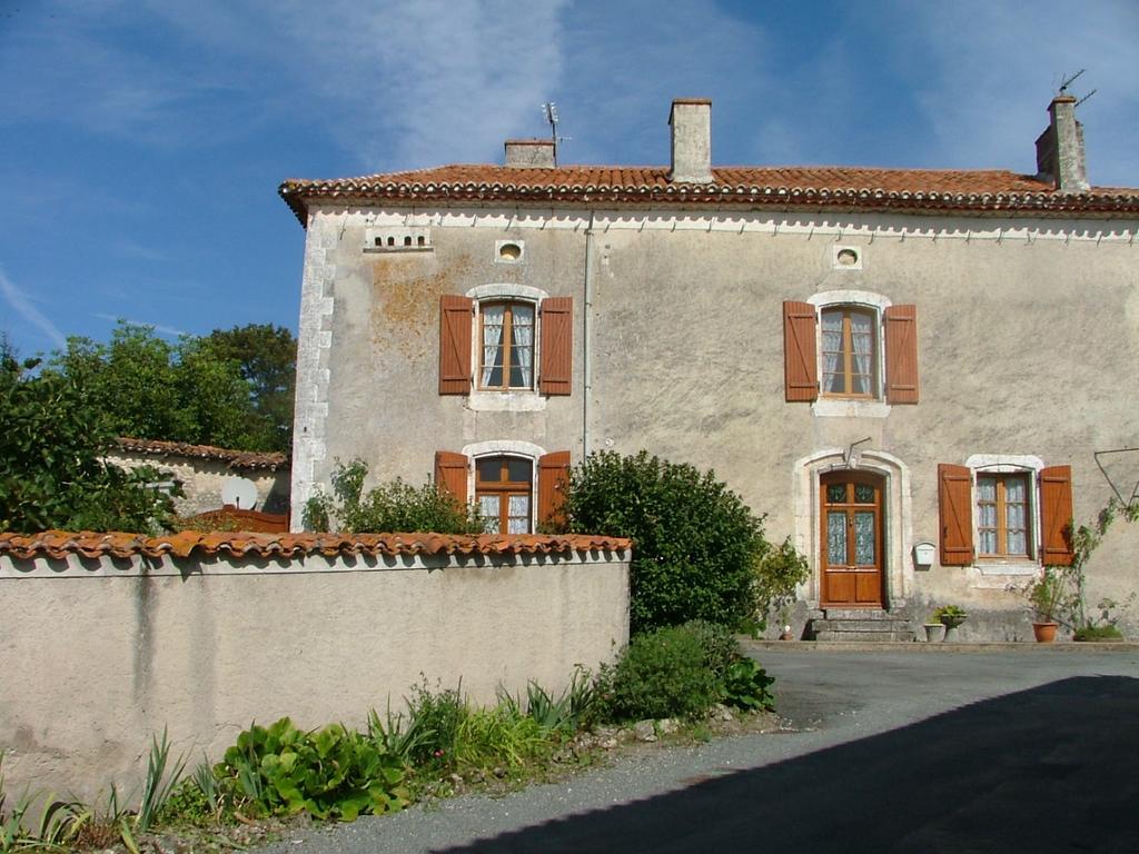 Le Petit Lavoir Saint-Paul-Lizonne Exteriér fotografie